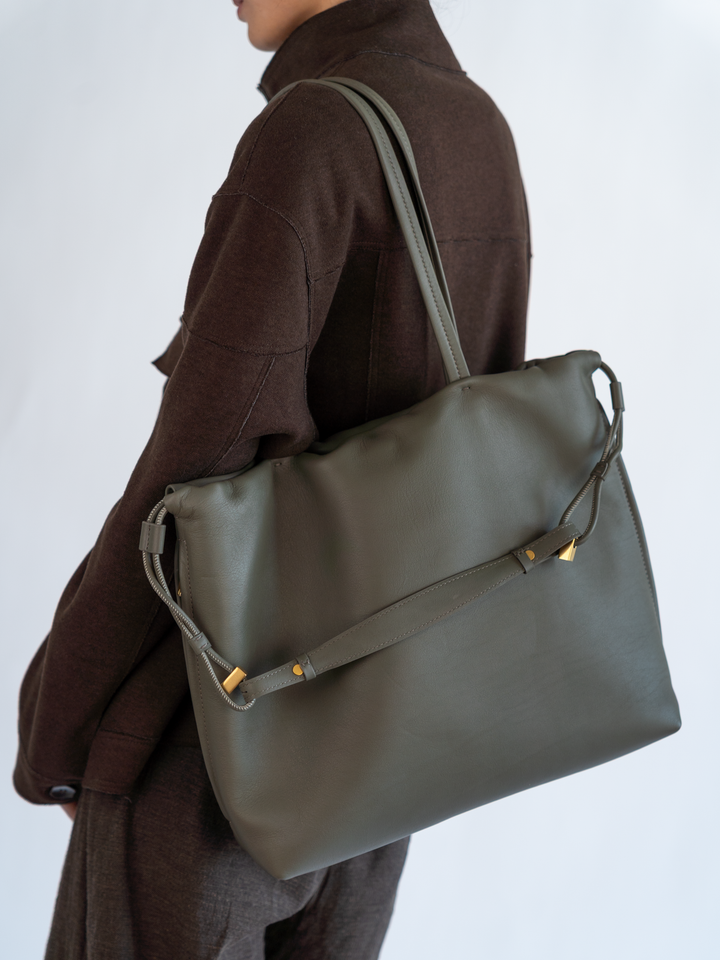 Large Tote in Olive Grey