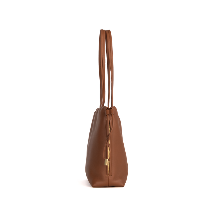 Medium Tote in Caramel