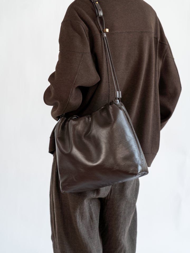 Medium Tote in Shiny Espresso
